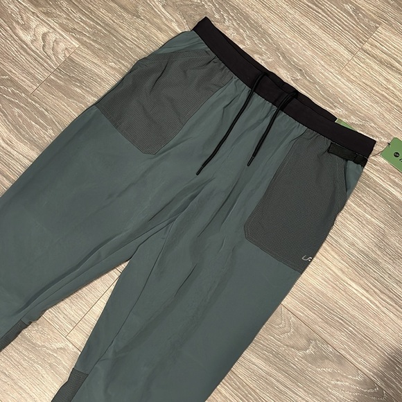 Unipro running joggers. Size L. NWT - Picture 2 of 5